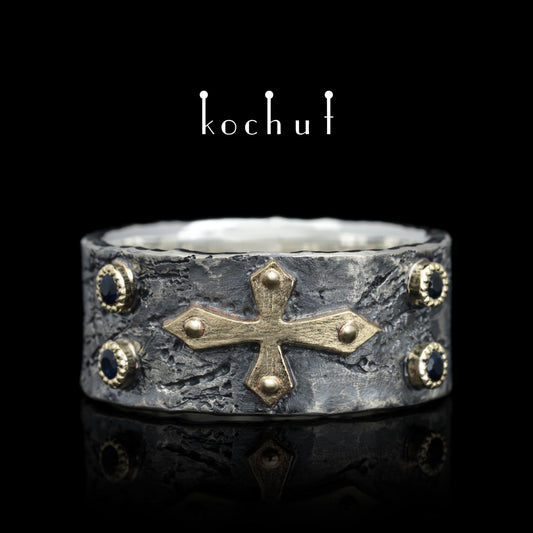 Fortune — Ring aus oxidiertem Silber und Gelbgold mit Saphiren