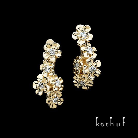 Florale Tiara — Ohrringe aus Gelbgold mit Diamanten