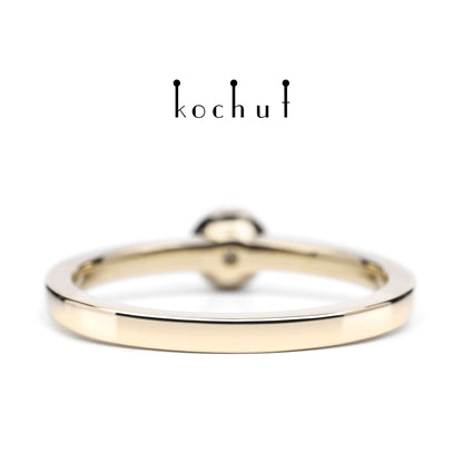 Gipfel der Liebe — Ring aus Gelbgold mit Diamant