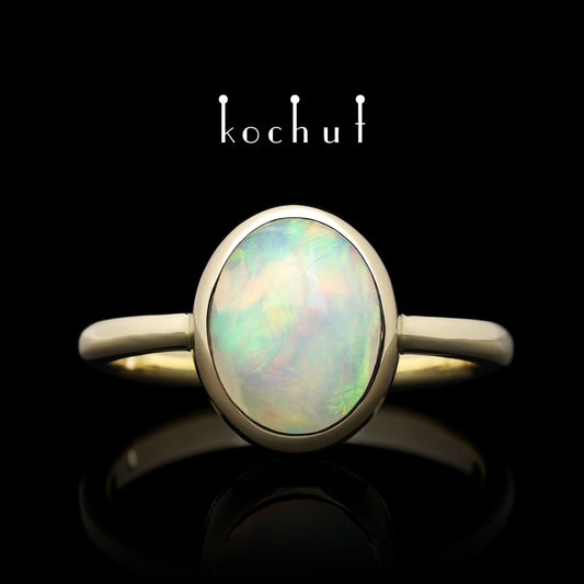 Der Glanz der Seele — Ring aus Gelbgold mit Opal