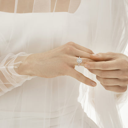 Majesty — Verlobungsring aus Weißgold mit Diamanten, platiert mit weißem Rhodium