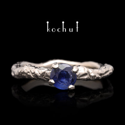 Valkyrie Zartheit — Ring aus Palladium 18K Gold mit Saphir