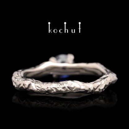 Valkyrie Zartheit — Ring aus Palladium 18K Gold mit Saphir