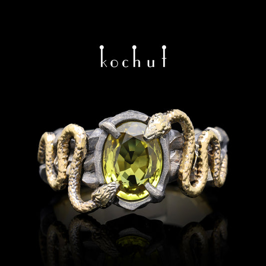 Versuchung — Ring aus Weiß- und Gelbgold mit gelbem Saphir, überzogen mit schwarzem Rhodium
