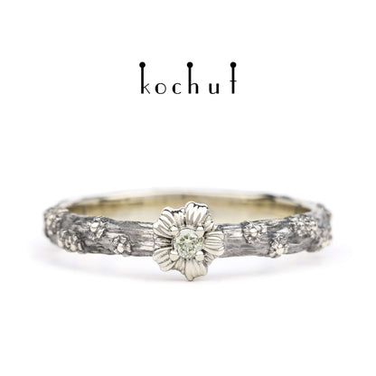 Vergissmeinnicht — Ring aus Weißgold mit hellgelbem Diamanten, überzogen mit schwarzem Rhodium