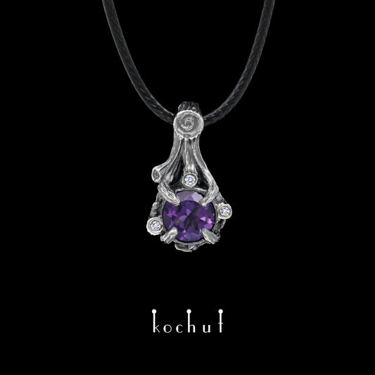 Verzauberter Wald — Anhänger aus oxidiertem Silber mit Amethyst und Diamanten