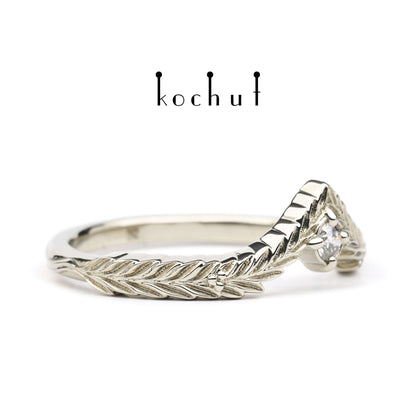 August-Schatz — Ring aus Weißgold mit Diamant