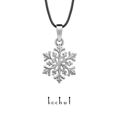 Gerda's Touch — Anhänger aus Platin mit Diamant